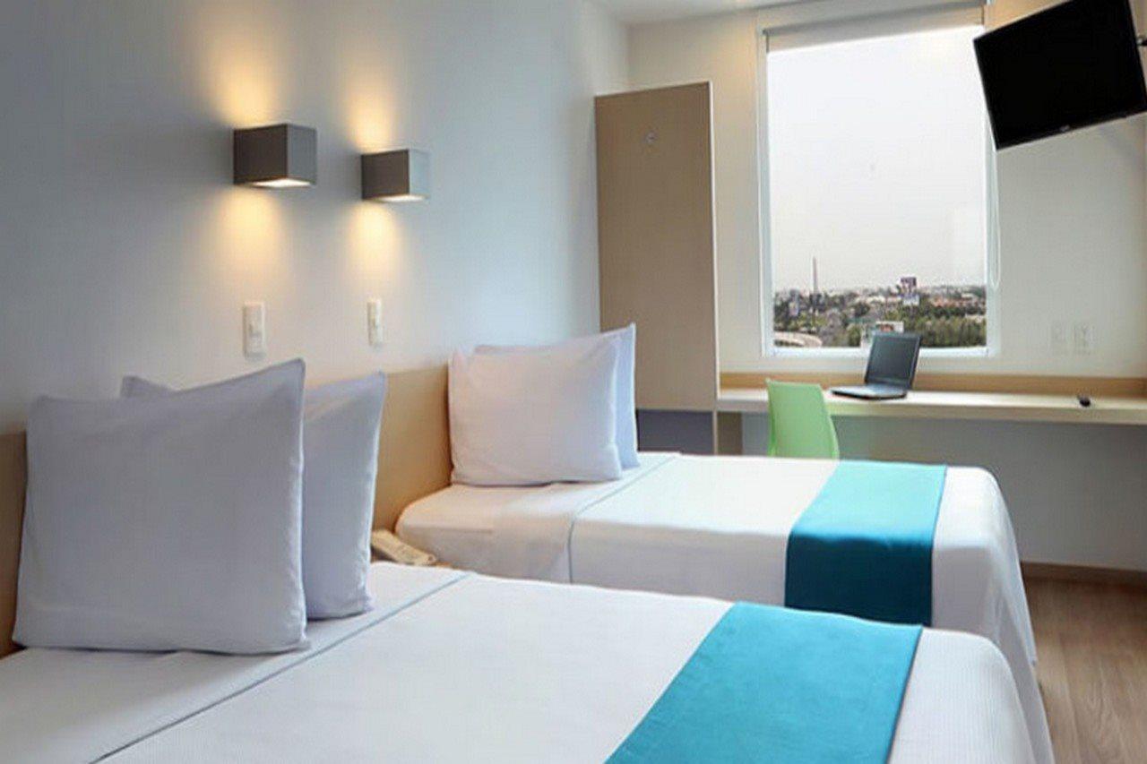 วัน ซีดี เด เม็กซิโก ปาตริโอติสโม Hotel เม็กซิโกซิตี้ ภายนอก รูปภาพ