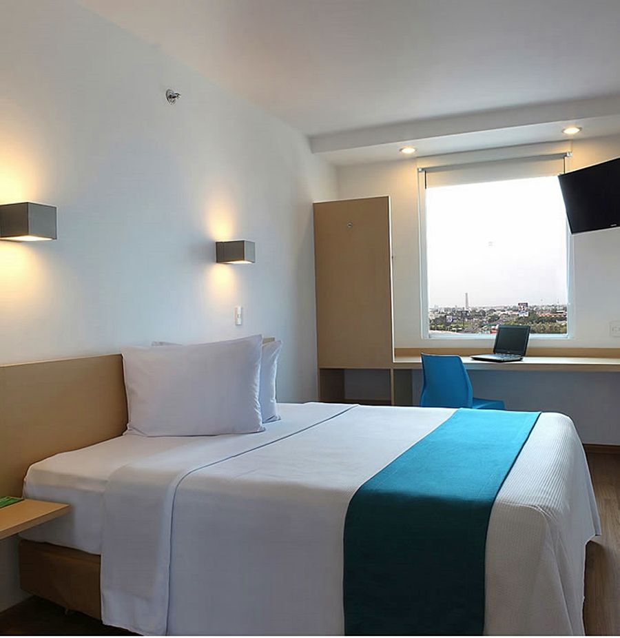 วัน ซีดี เด เม็กซิโก ปาตริโอติสโม Hotel เม็กซิโกซิตี้ ภายนอก รูปภาพ